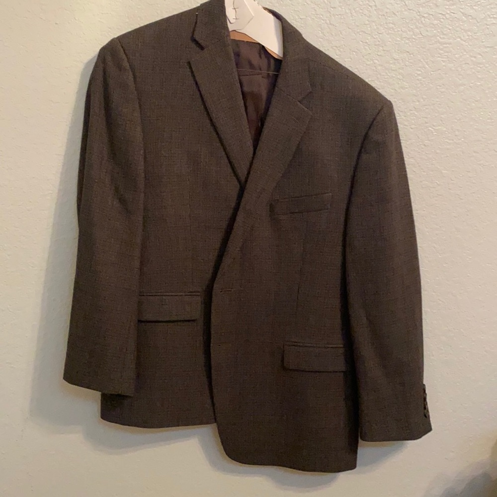 Men’s Suit Lot